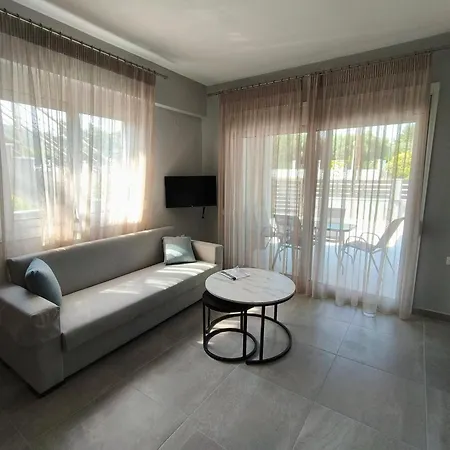 Irina's 6 Apartment Psakoudia