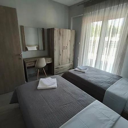 Irina's 6 Apartment *