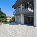 Апартаменты Irina's 6 *