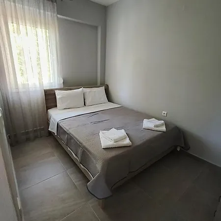 Irina's 6 * Psakoudia