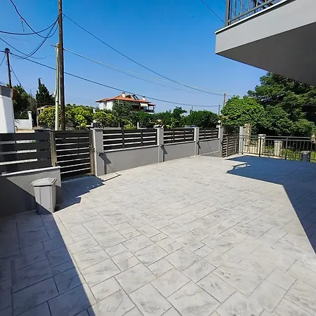 Irina's 6 * Psakoudia